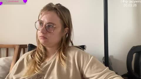 jacywinslat online show from March 4, 9:50 am