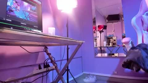 Jade online show from November 20, 3:05 am