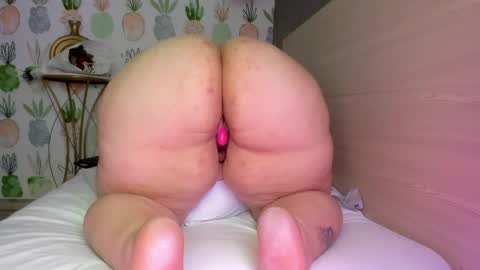 jade_cruz20 online show from January 17, 5:30 pm