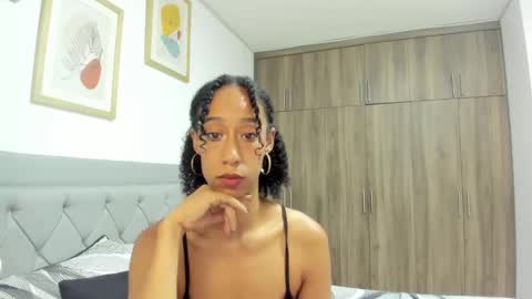 Snapshot of jade_obi chatting on September 16, 2:53 pm Jade smile online show from September 16, 2:53 pm