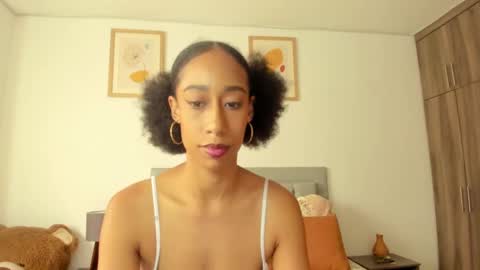 Snapshot of jade_obi chatting on September 26, 3:42 pm Jade smile online show from September 26, 3:42 pm