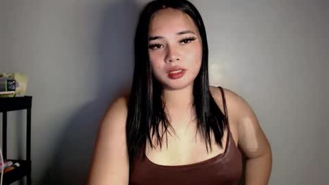 jade_suck online show from June 6, 7:14 am