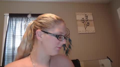 JadeLuv online show from December 21, 5:18 pm