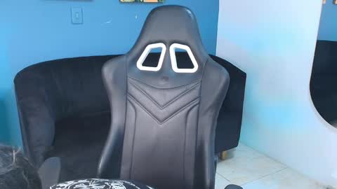 jaimefox20 online show from April 17, 12:07 pm