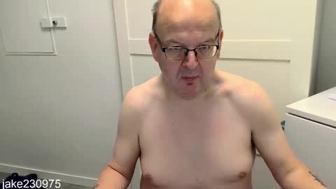 Jake2309 online show from September 8, 8:52 pm