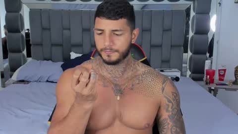 Snapshot of jaketayler10 chatting on February 27, 1:52 am my name is sebas If you come here dont hesitate to say hello Im a guy who really likes having conversations and having hot online show from February 27, 1:52 am