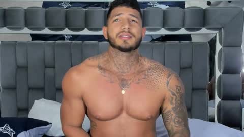 Snapshot of jaketayler10 chatting on February 19, 1:29 am my name is sebas If you come here dont hesitate to say hello Im a guy who really likes having conversations and having hot online show from February 19, 1:29 am