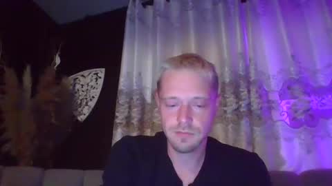Snapshot of jakjakrabbit chatting on October 8, 11:43 pm JakJakRabbit online show from October 8, 11:43 pm