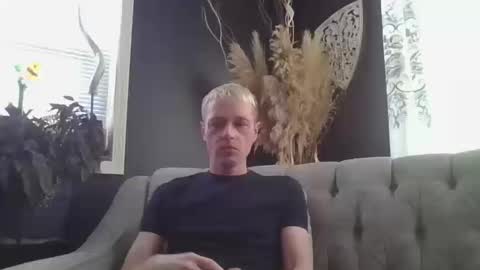 Snapshot of jakjakrabbit chatting on October 15, 9:26 pm JakJakRabbit online show from October 15, 9:26 pm