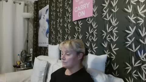 Snapshot of jakkilouise chatting on September 17, 8:34 pm JAKKI LOUISE pornstar online show from September 17, 8:34 pm