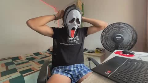 JaKob HB online show from October 31, 4:51 pm