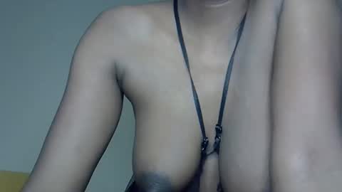 Snapshot of jalie_petite256 chatting on October 12, 1:04 pm immy the great online show from October 12, 1:04 pm
