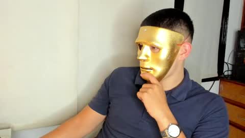 Snapshot of james_cr chatting on February 11, 7:02 am james_cr online show from February 11, 7:02 am