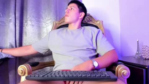 Snapshot of james_cr chatting on March 7, 8:33 pm james_cr online show from March 7, 8:33 pm