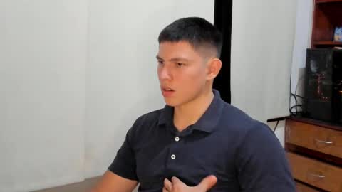 Snapshot of james_cr chatting on February 11, 3:29 am james_cr online show from February 11, 3:29 am