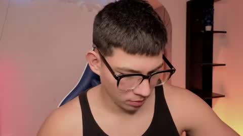 james_cr online show from July 15, 12:43 pm