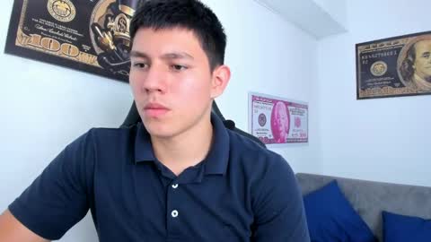 Snapshot of james_cr chatting on March 6, 10:47 pm james_cr online show from March 6, 10:47 pm