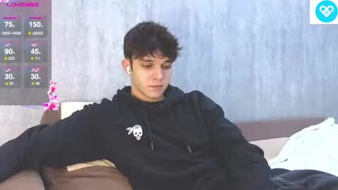 James online show from February 13, 9:50 pm