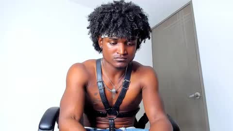 james_makony_1 online show from January 22, 5:59 am