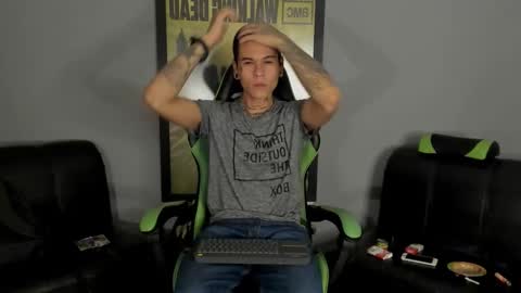 Snapshot of jamesinked_ chatting on February 3, 2:03 am Jamesinked  online show from February 3, 2:03 am