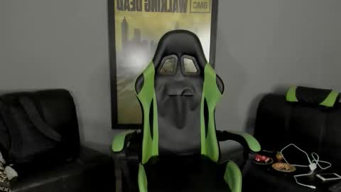 Snapshot of jamesinked_ chatting on February 4, 10:55 pm Jamesinked  online show from February 4, 10:55 pm