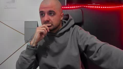 JamesMyers online show from March 2, 5:08 am