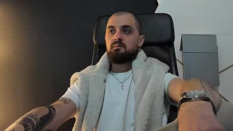 JamesMyers online show from February 15, 9:49 am