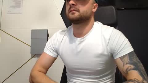 JamesMyers online show from November 20, 5:39 am