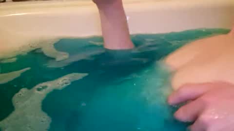 jan170 online show from January 18, 12:36 pm