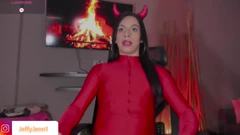 Snapshot of jan_zinmerman chatting on October 15, 4:49 am Danna varisheli online show from October 15, 4:49 am