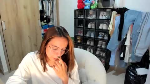 Snapshot of jane_ady chatting on December 24, 4:55 am jane_ady online show from December 24, 4:55 am