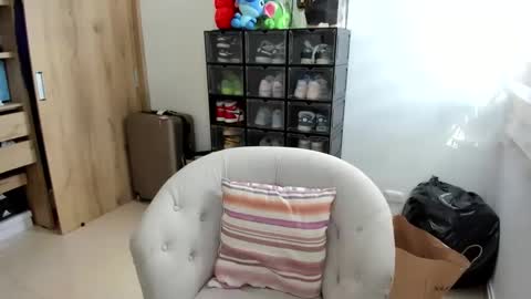 Snapshot of jane_ady chatting on January 7, 6:03 pm jane_ady online show from January 7, 6:03 pm