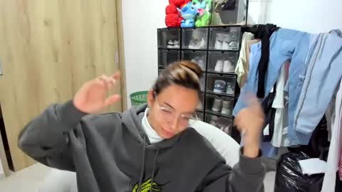 Snapshot of jane_ady chatting on December 24, 12:22 am jane_ady online show from December 24, 12:22 am