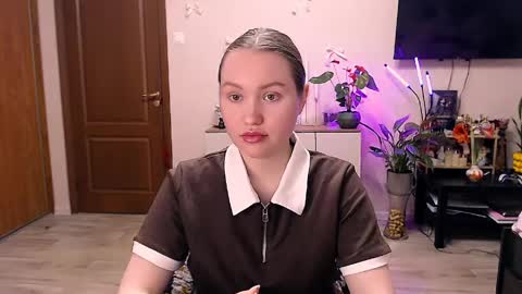 Jane online show from April 6, 5:25 pm