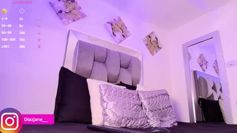 Jennifer online show from November 25, 10:41 pm