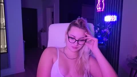 Jane online show from November 5, 8:55 pm