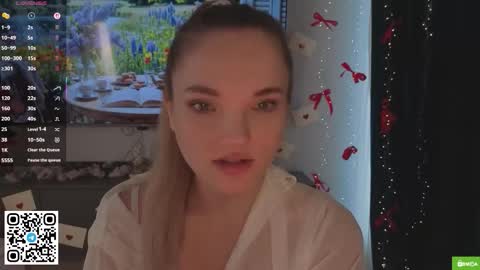 Hi Im Alice and here youll find something online show from March 19, 6:52 am