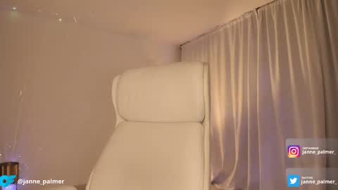 janne_palmer_ online show from March 10, 7:29 pm