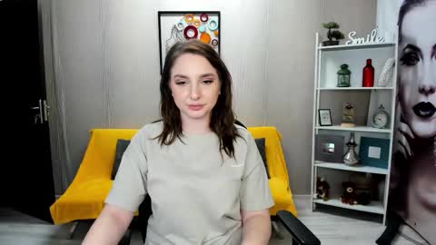 Snapshot of jaquelinlaurent chatting on October 12, 6:21 pm JaquelinLaurent online show from October 12, 6:21 pm