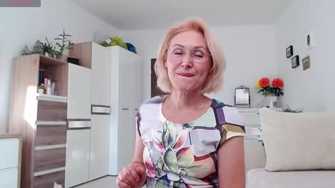 Jasmin room for people 40 online show from October 18, 1:48 pm