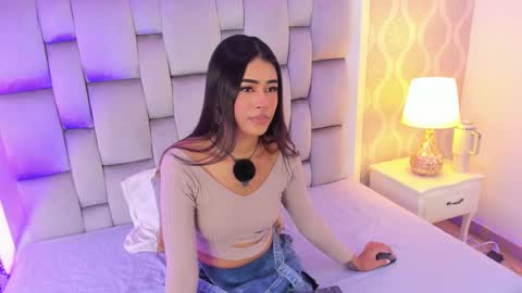 Snapshot of jasmine55__ chatting on September 23, 7:09 pm Jasmine online show from September 23, 7:09 pm