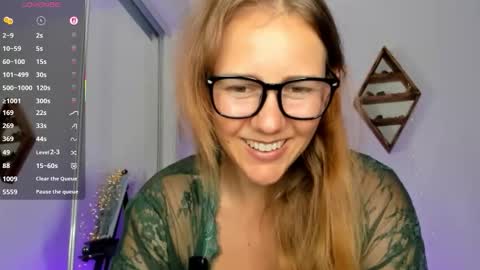 Jasmine Daze online show from December 13, 10:16 pm