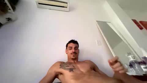 jasongarrido99 online show from February 1, 10:23 am