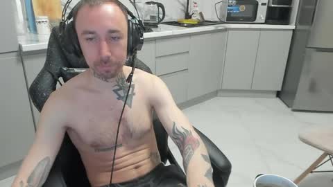 jasonwaker online show from April 7, 9:06 pm