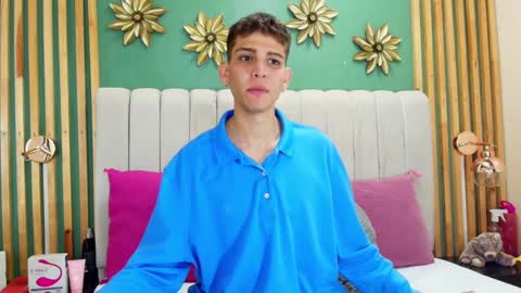 Snapshot of jasson_smit chatting on January 16, 1:03 pm J A S S O N online show from January 16, 1:03 pm