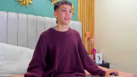 Snapshot of jasson_smit chatting on December 22, 12:38 pm J A S S O N online show from December 22, 12:38 pm