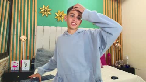 Snapshot of jasson_smit chatting on January 24, 12:31 pm J A S S O N online show from January 24, 12:31 pm