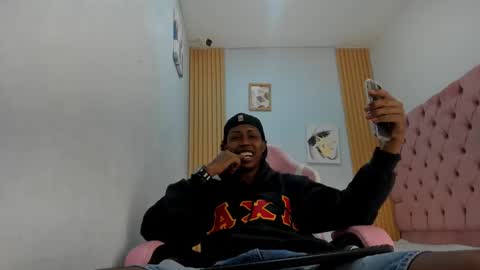 Snapshot of jax_maliq chatting on October 15, 5:58 pm jax_maliq online show from October 15, 5:58 pm