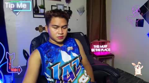 JL online show from February 26, 8:39 am