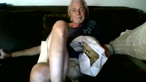 jay-jay1475 online show from April 3, 7:54 pm